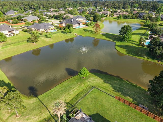 24910 Waterstone Estates Circle W, Tomball, TX 77375