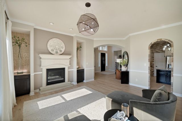24910 Waterstone Estates Circle W, Tomball, TX 77375