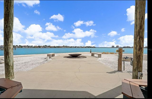 5200 BRITTANY DRIVE S 407, St Petersburg, FL 33715