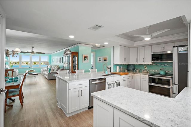 5200 BRITTANY DRIVE S 407, St Petersburg, FL 33715