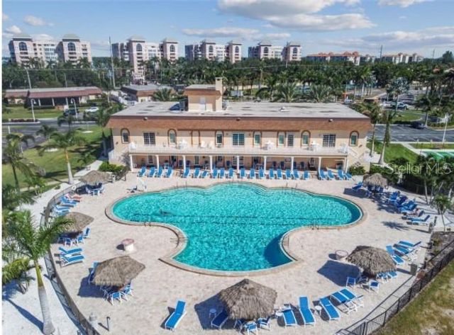 5200 BRITTANY DRIVE S 407, St Petersburg, FL 33715