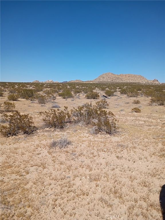 0 East End, Lucerne Valley, CA 92356