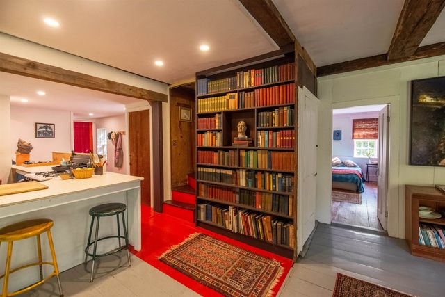 515 Hollow Hill Road, Tamworth, NH 03886