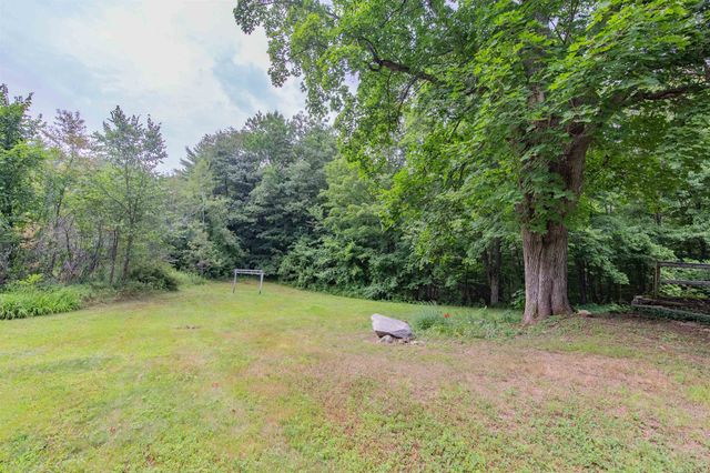 515 Hollow Hill Road, Tamworth, NH 03886