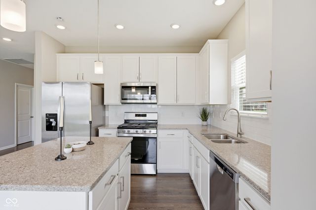 1212 Bontrager Lane, Shelbyville, IN 46176