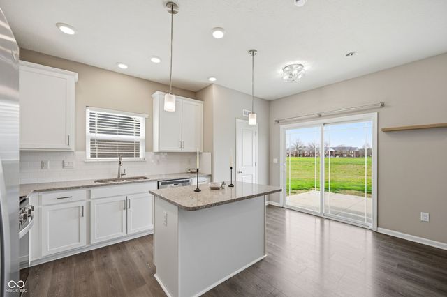 1212 Bontrager Lane, Shelbyville, IN 46176