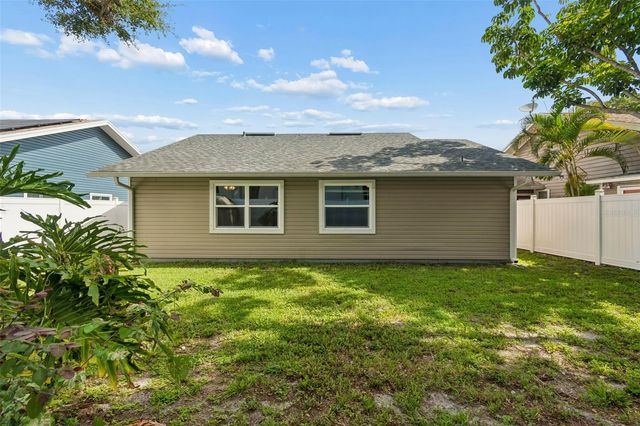 3134 WHISPERING DRIVE N, Largo, FL 33771