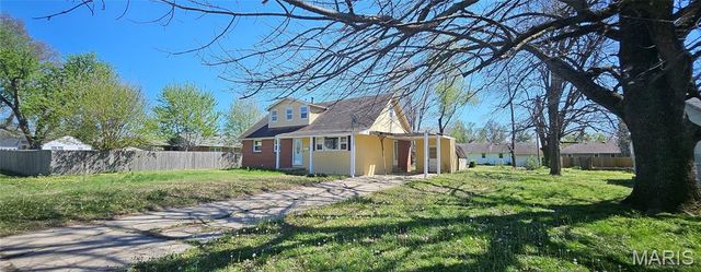 415 E Gladys Street, Sikeston, MO 63801