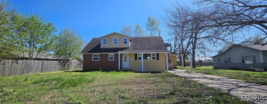 415 E Gladys Street, Sikeston, MO 63801