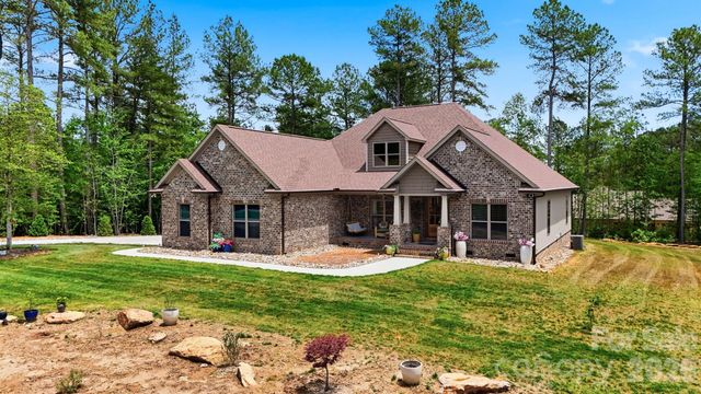 111 Lakefront Drive, Connelly Springs, NC 28612