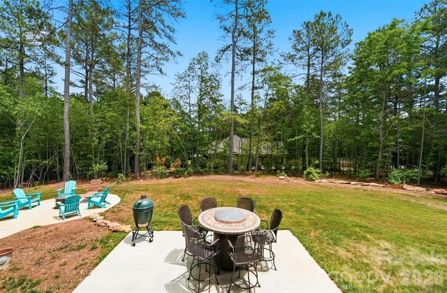 111 Lakefront Drive, Connelly Springs, NC 28612