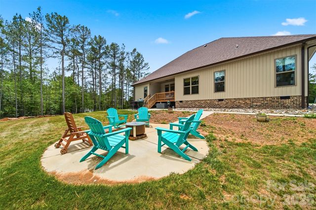 111 Lakefront Drive, Connelly Springs, NC 28612