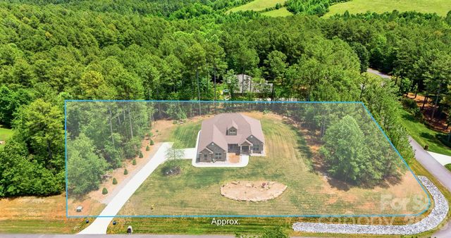 111 Lakefront Drive, Connelly Springs, NC 28612