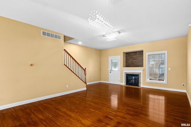 3403 W KING JAMES Road, Peoria, IL 61615