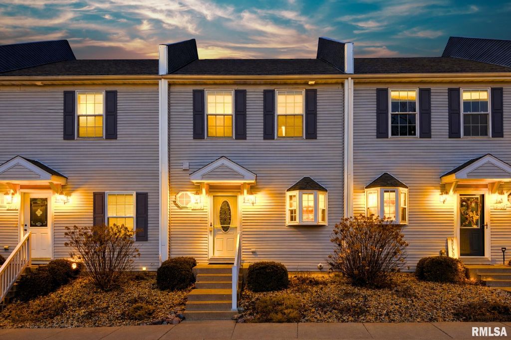 3403 W KING JAMES Road, Peoria, IL 61615