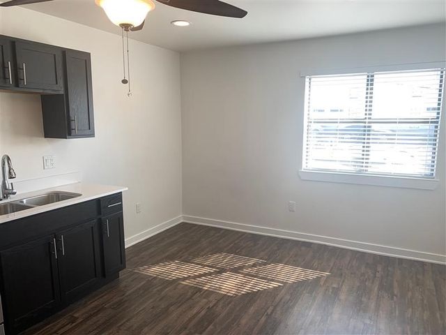 2106 Bennett Avenue 203, Dallas, TX 75206
