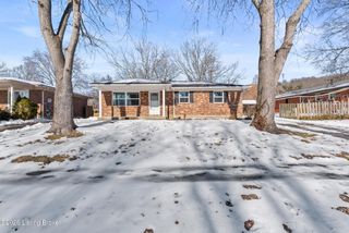 803 Flicker Rd, Louisville, KY 40214