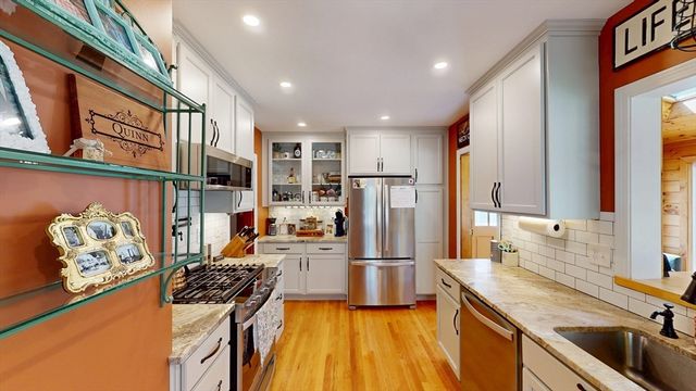 130 Whittemore St, Fitchburg, MA 01420