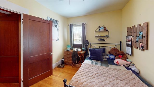 130 Whittemore St, Fitchburg, MA 01420