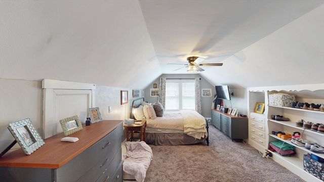 130 Whittemore St, Fitchburg, MA 01420