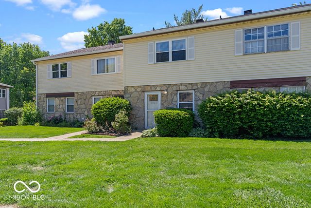 2821 Country Estates Drive, Indianapolis, IN 46227