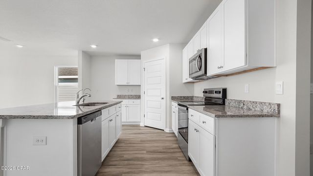 4098 Gulliver Drive, Chipley, FL 32428