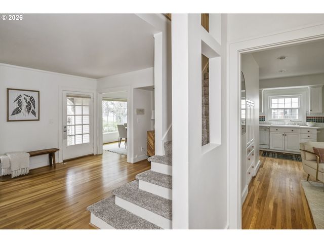 2826 Ne 61ST Ave, Portland, OR 97213