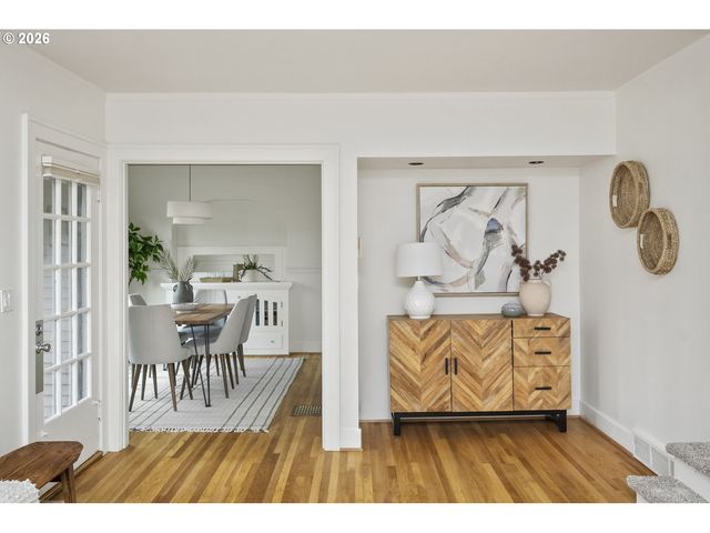 2826 Ne 61ST Ave, Portland, OR 97213