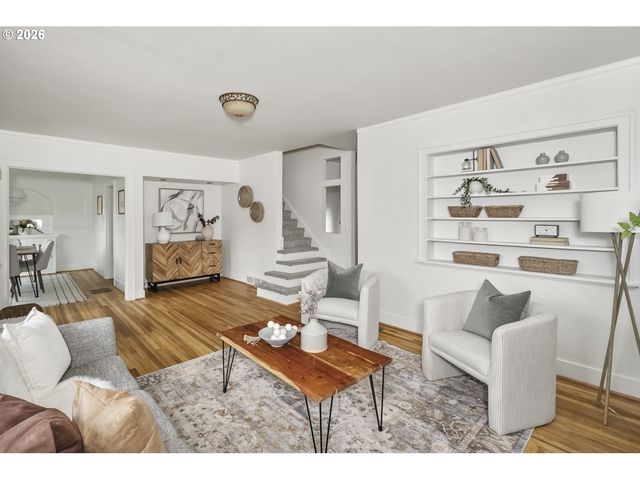 2826 Ne 61ST Ave, Portland, OR 97213