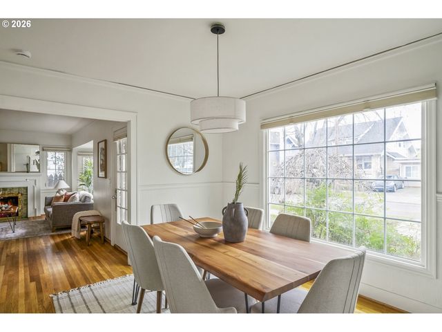 2826 Ne 61ST Ave, Portland, OR 97213