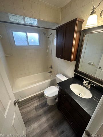 22041 Dante Street, Oak Park, MI 48237