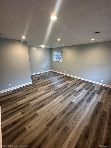 22041 Dante Street, Oak Park, MI 48237