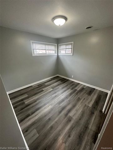 22041 Dante Street, Oak Park, MI 48237