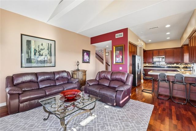 6372 Camino Largo, San Diego, CA 92120