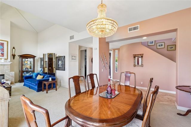 6372 Camino Largo, San Diego, CA 92120