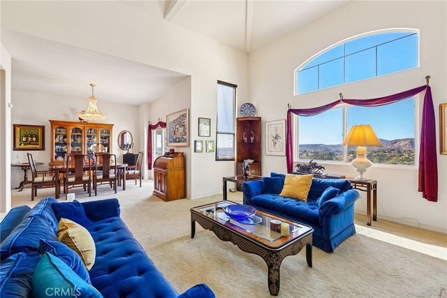 6372 Camino Largo, San Diego, CA 92120