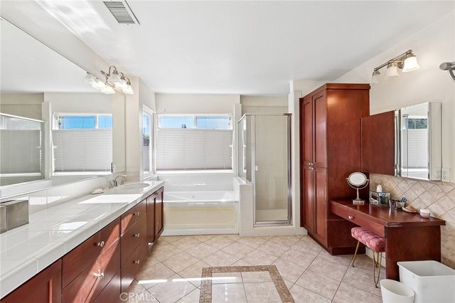 6372 Camino Largo, San Diego, CA 92120