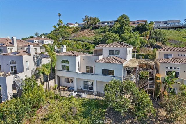 6372 Camino Largo, San Diego, CA 92120