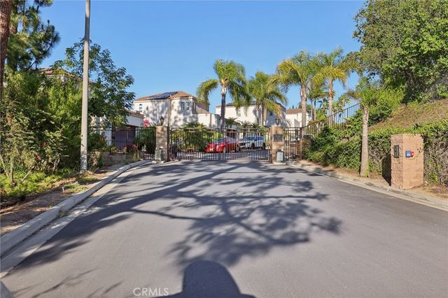 6372 Camino Largo, San Diego, CA 92120