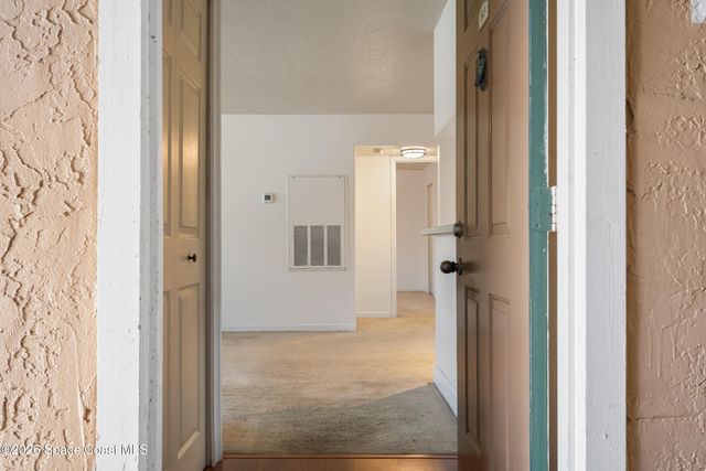 7667 N Wickham Road 813, Melbourne, FL 32940