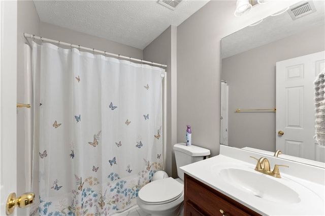 4570 Summerset Drive, Gainesville, GA 30507