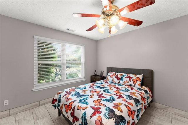 4570 Summerset Drive, Gainesville, GA 30507