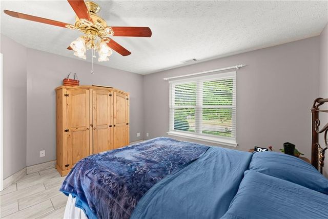 4570 Summerset Drive, Gainesville, GA 30507