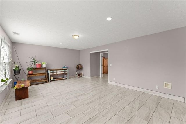4570 Summerset Drive, Gainesville, GA 30507