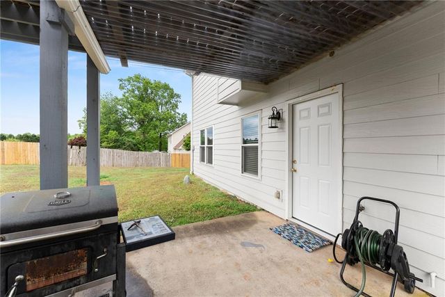 4570 Summerset Drive, Gainesville, GA 30507