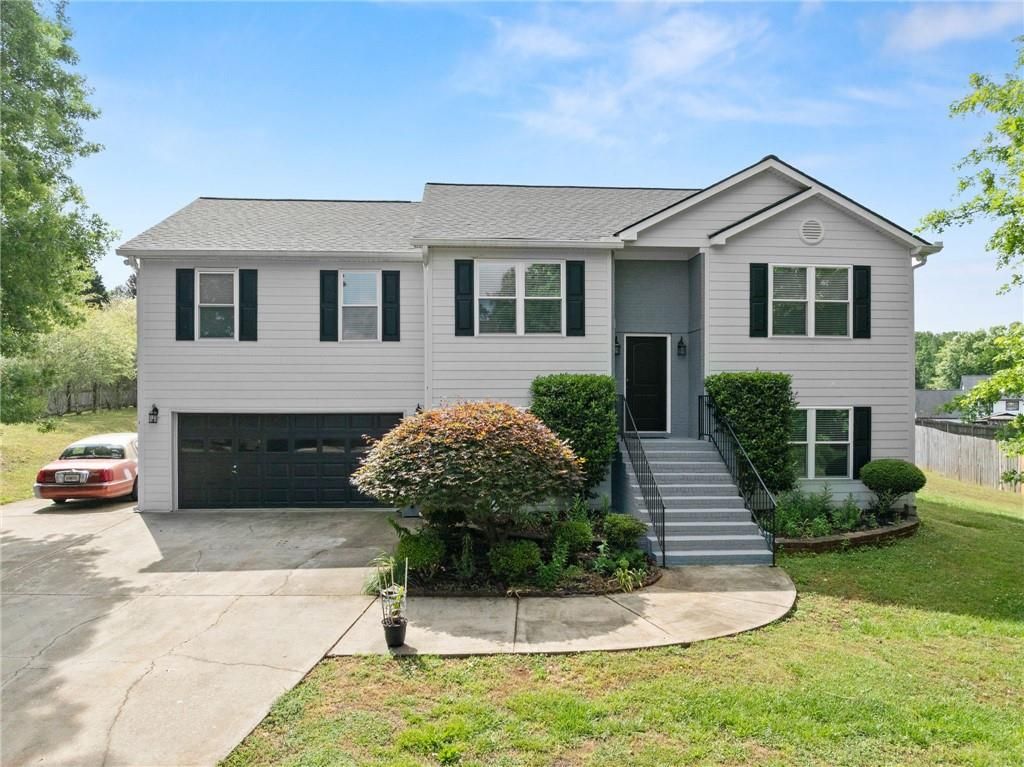 4570 Summerset Drive, Gainesville, GA 30507
