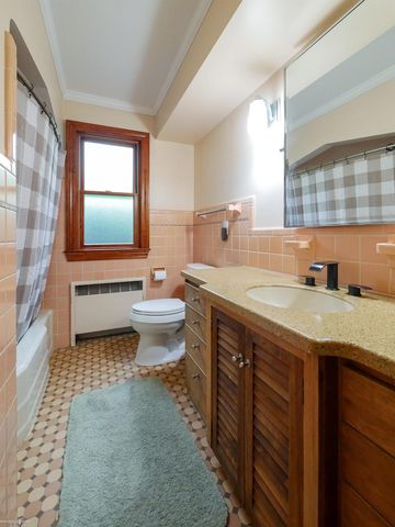44850 Kemp Street, Sterling Heights, MI 48314