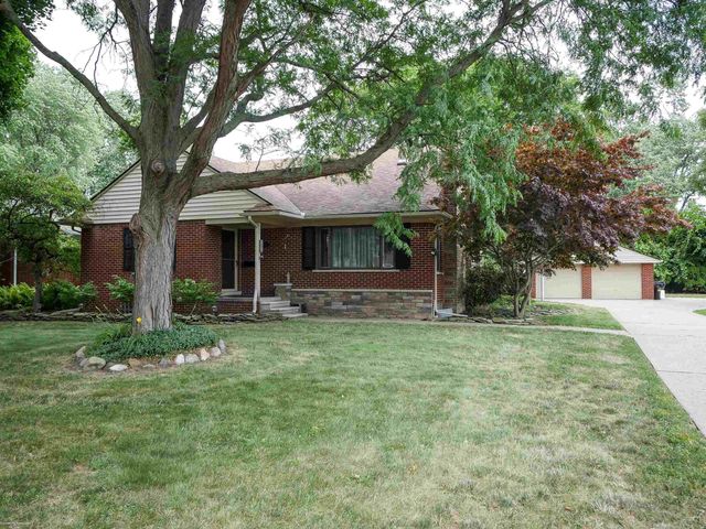 44850 Kemp Street, Sterling Heights, MI 48314
