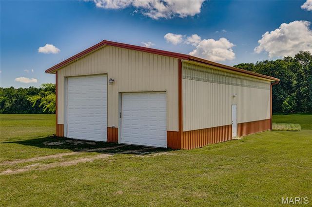 1036 Ridgewood Farms Road, Farmington, MO 63640
