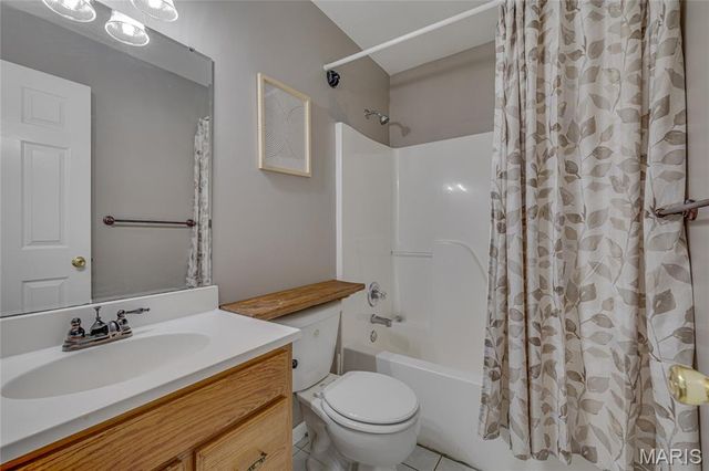 1036 Ridgewood Farms Road, Farmington, MO 63640